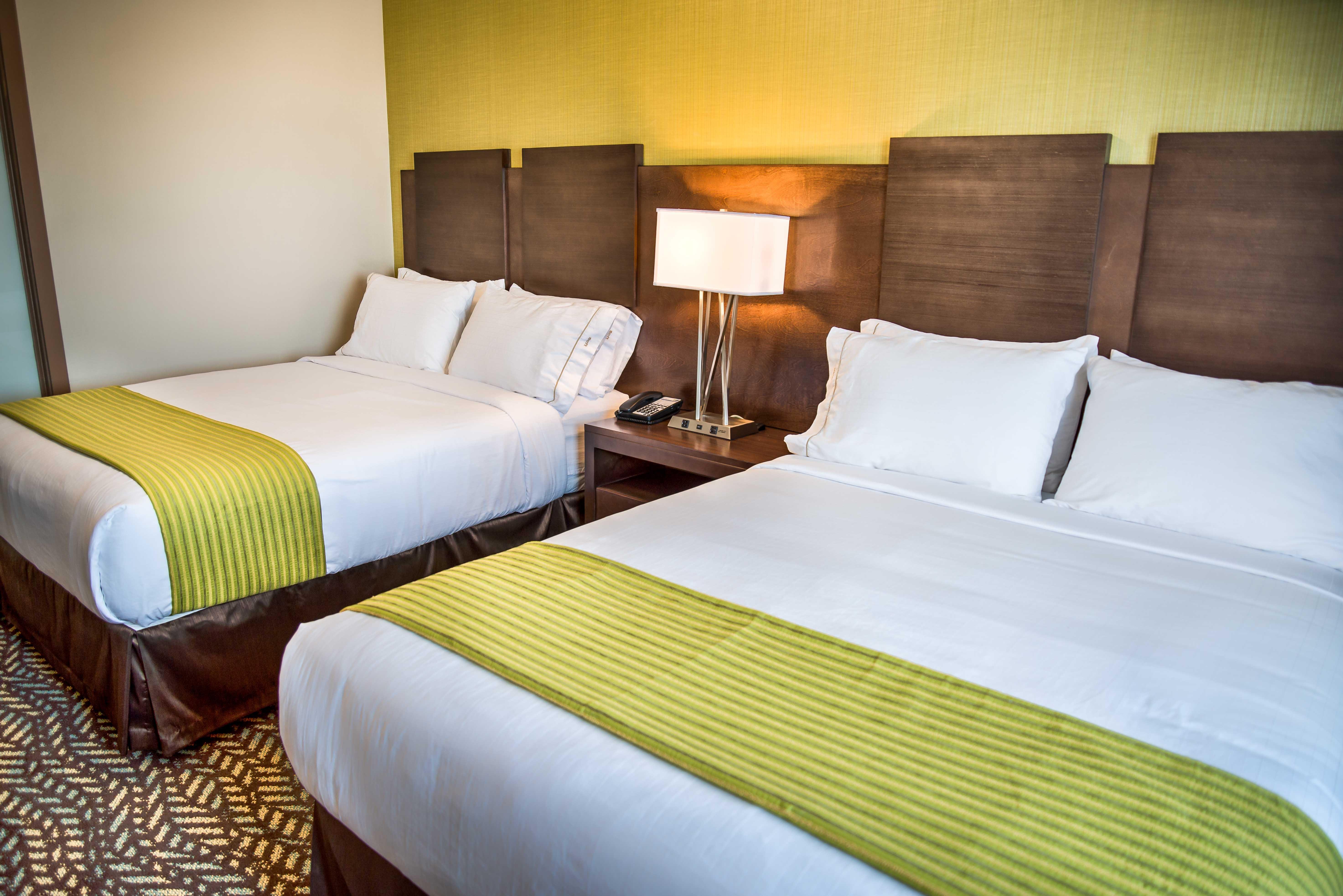 Holiday Inn Express & Suites Spruce Grove - Stony Plain By Ihg Eksteriør billede